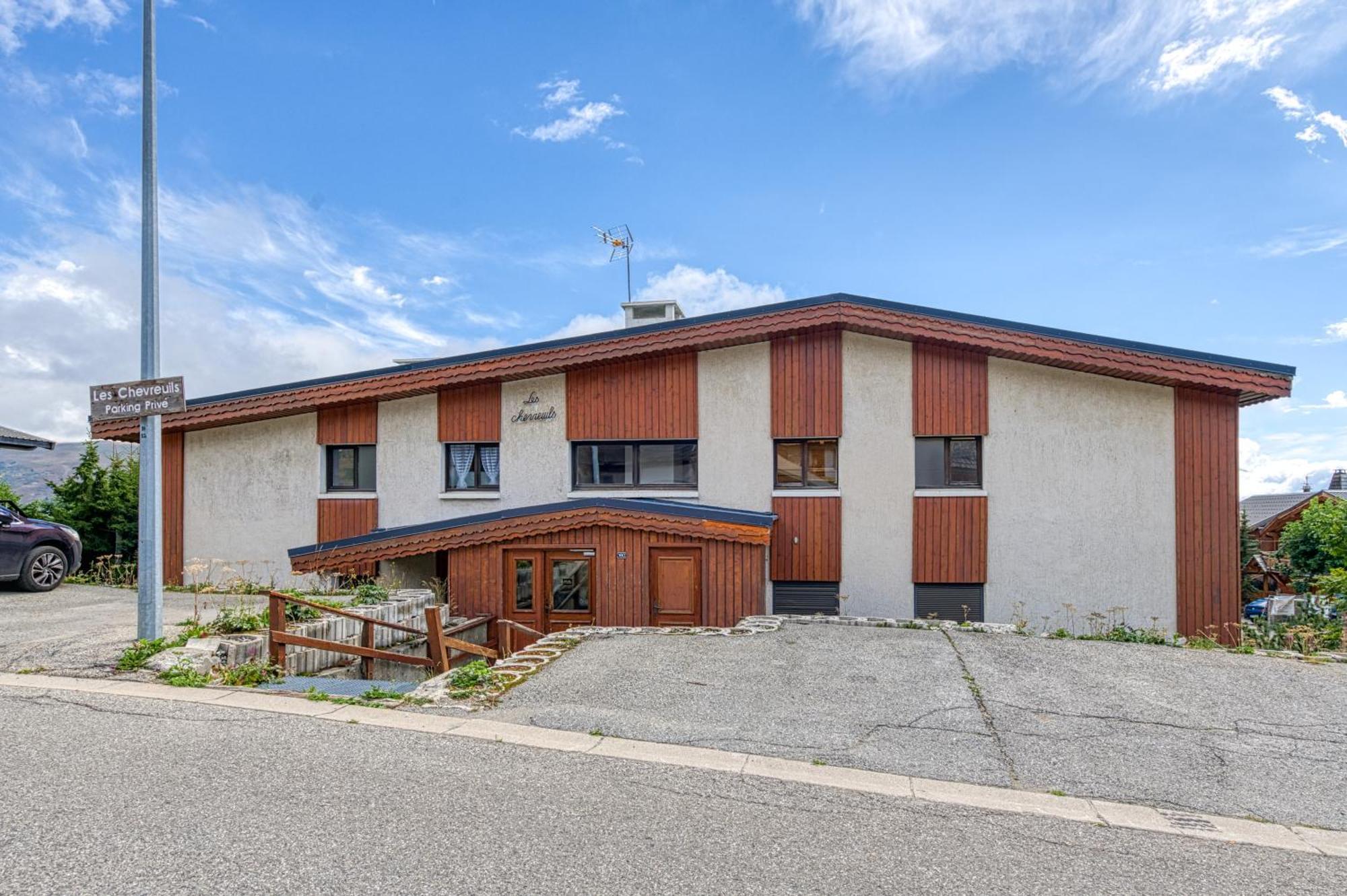 Homency - Residence Les Chevreuils Alpe d'Huez ภายนอก รูปภาพ